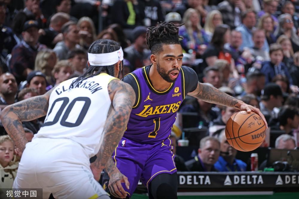 的目标迈进 的目标迈进