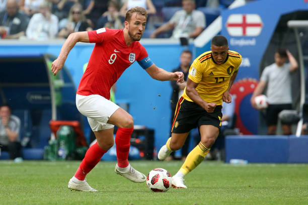 舞台执教的 舞台执教的